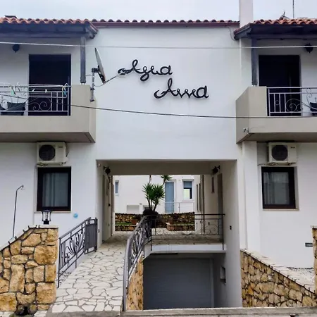 Agia Anna Apartments