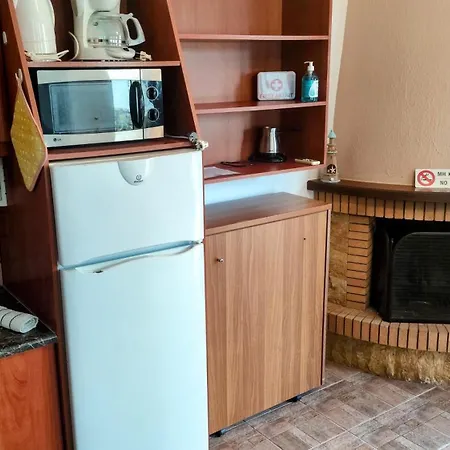 Agia Anna Apartments
