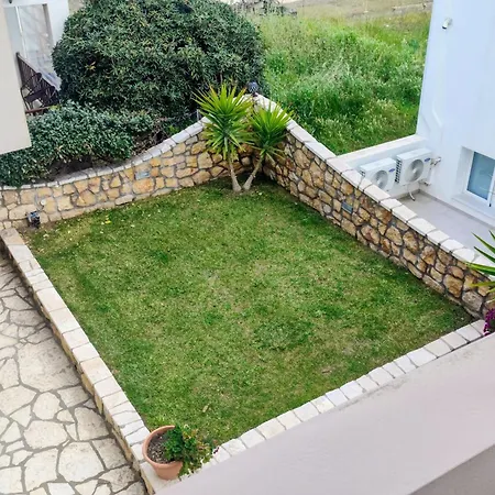 Agia Anna Apartments